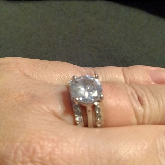 Diamond Wedding Set  - Picture 4 of 12